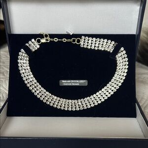 Elegant Gold and Silver Necklace